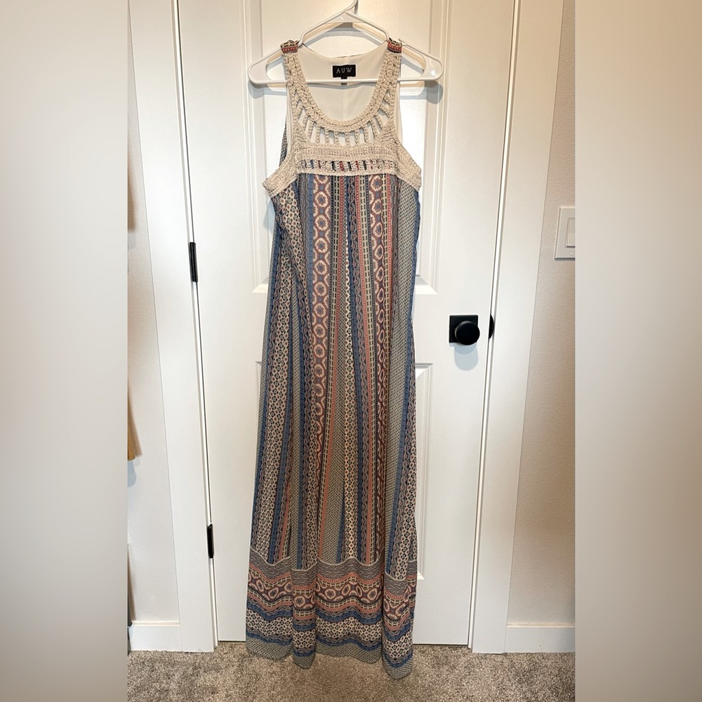 Boho print sleeveless dress with crochet detailing
